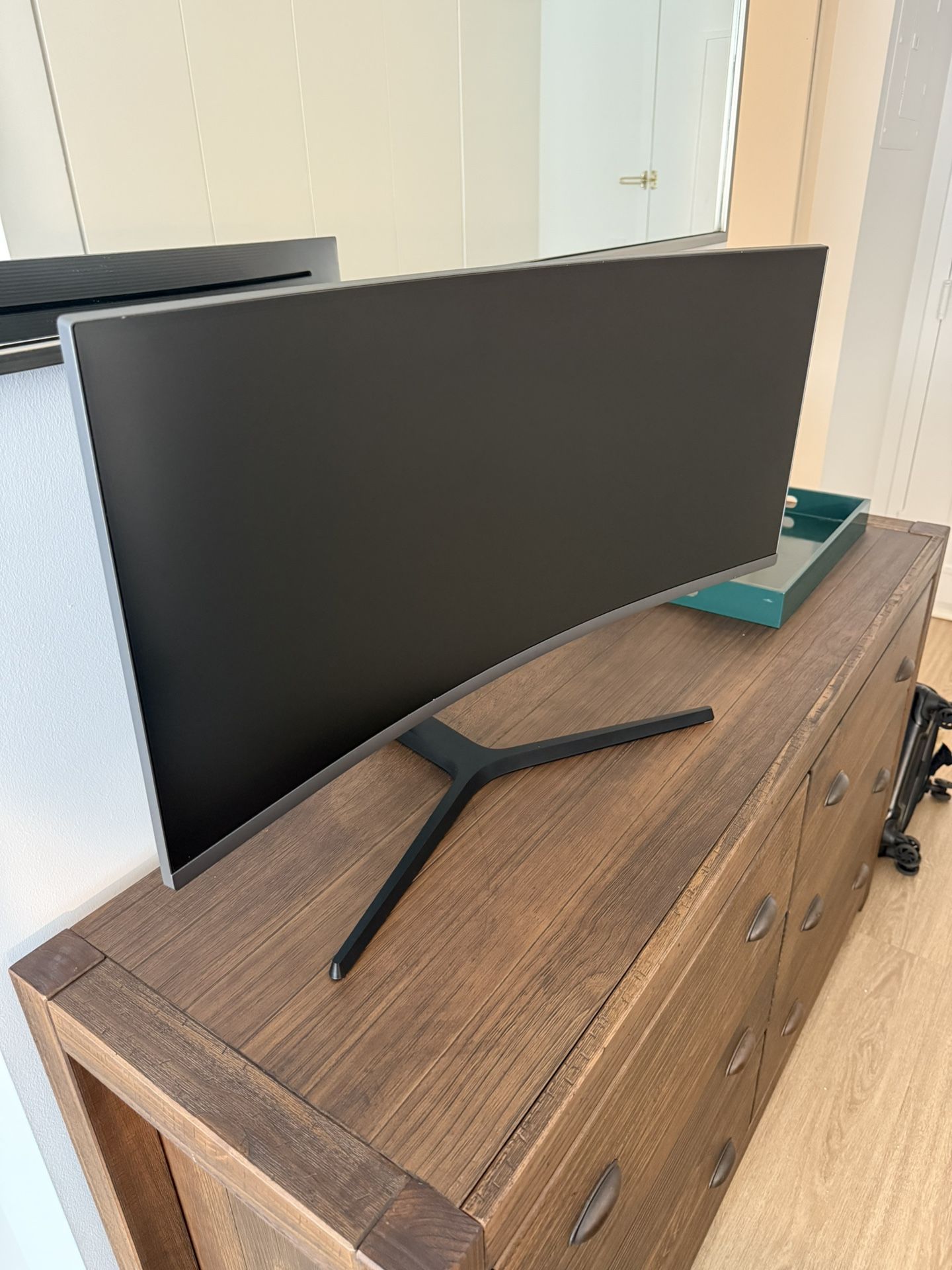 Samsung CH890 34” Curved Monitor