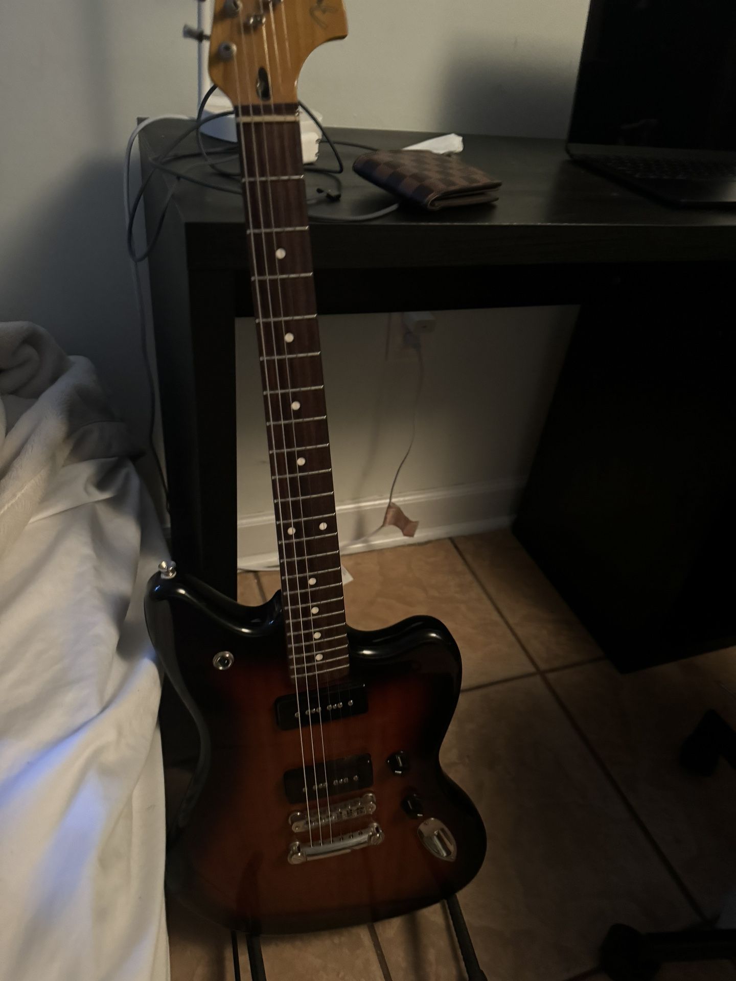 fender jaguar electric guitar