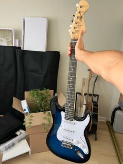 Zeny Electric Guitar Blue Sunburst Stratocaster Style