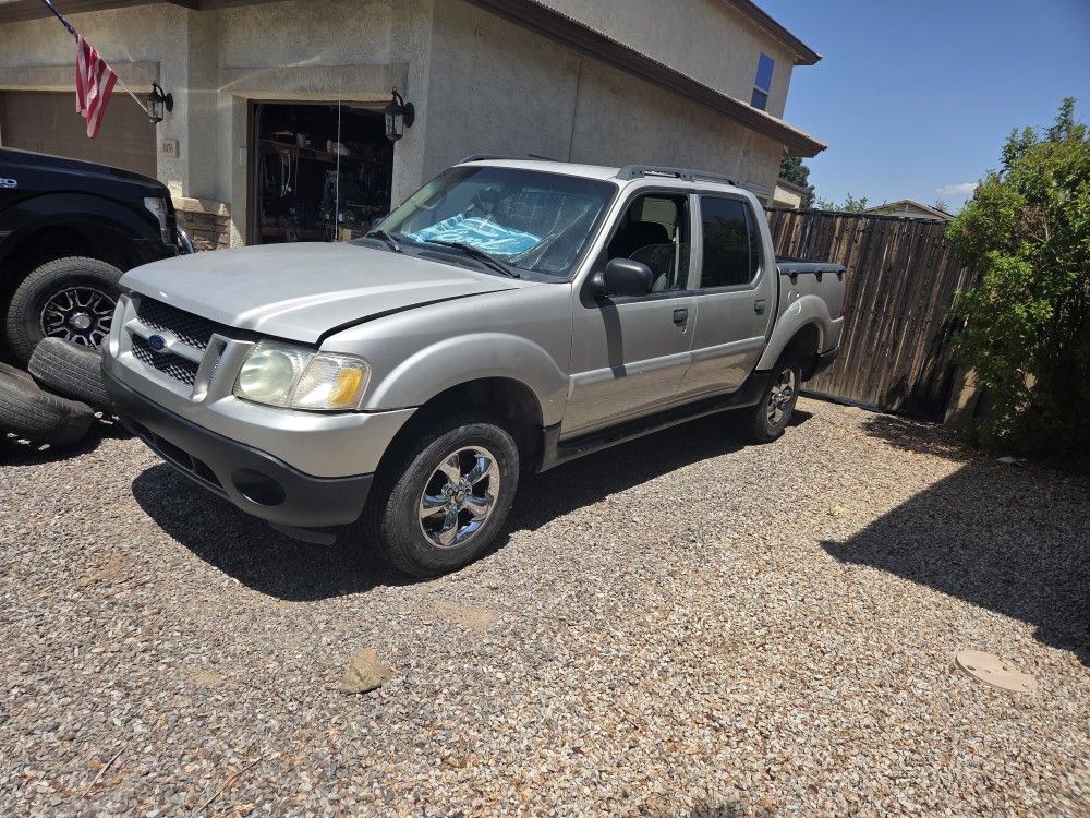 2005 Ford Explorer Sport Trac