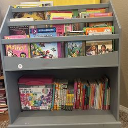 Kids book case