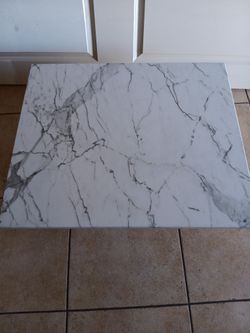 White Calttua Warm Marble 