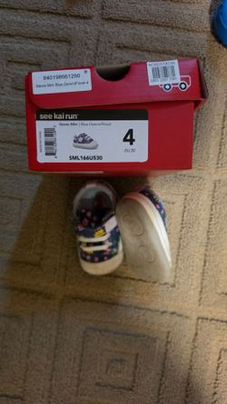 Toddler size 4 shoe