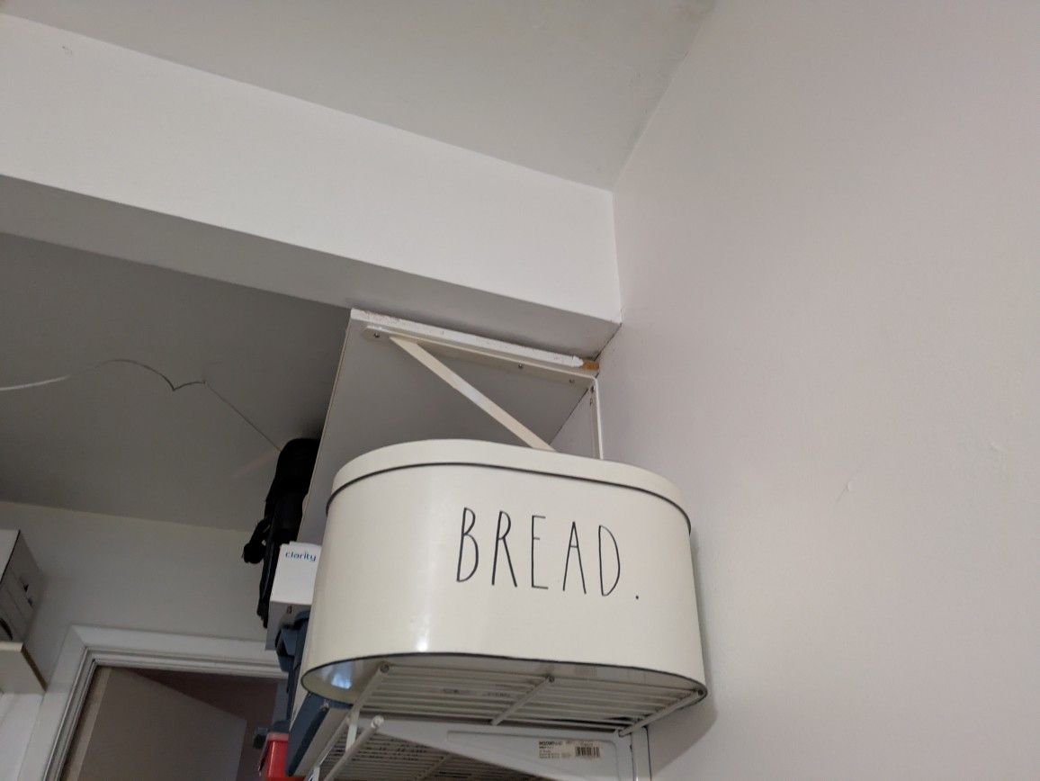 Bread Basket Storage Container