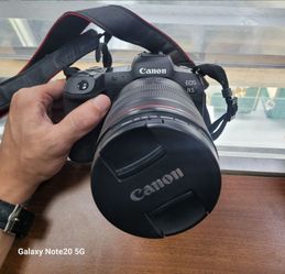 Canon EOS R5 Mirrorless camera with an RF 24-105mm zoom lens.