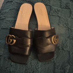 Gucci Shoes 