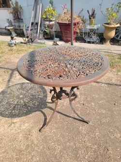 Iron Table 