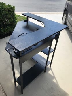 Corner Desk