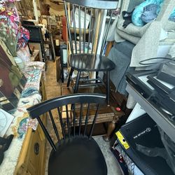 2 Beautiful Chairs 2x$25