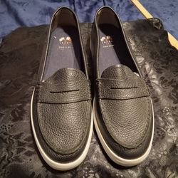 Womens shoes