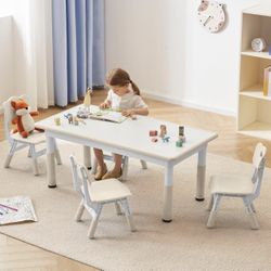 Kids Table & Chairs