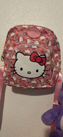 Hello Kitty back puck $10