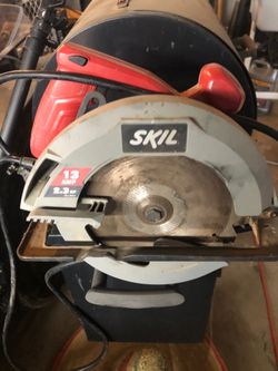 SKIL Saw Electrical 120v plug in.