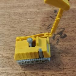 Kinder Joy Collectibles: WYNN the Excavator 