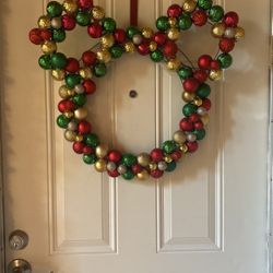 Mickie Mouse Ornament Door Reef