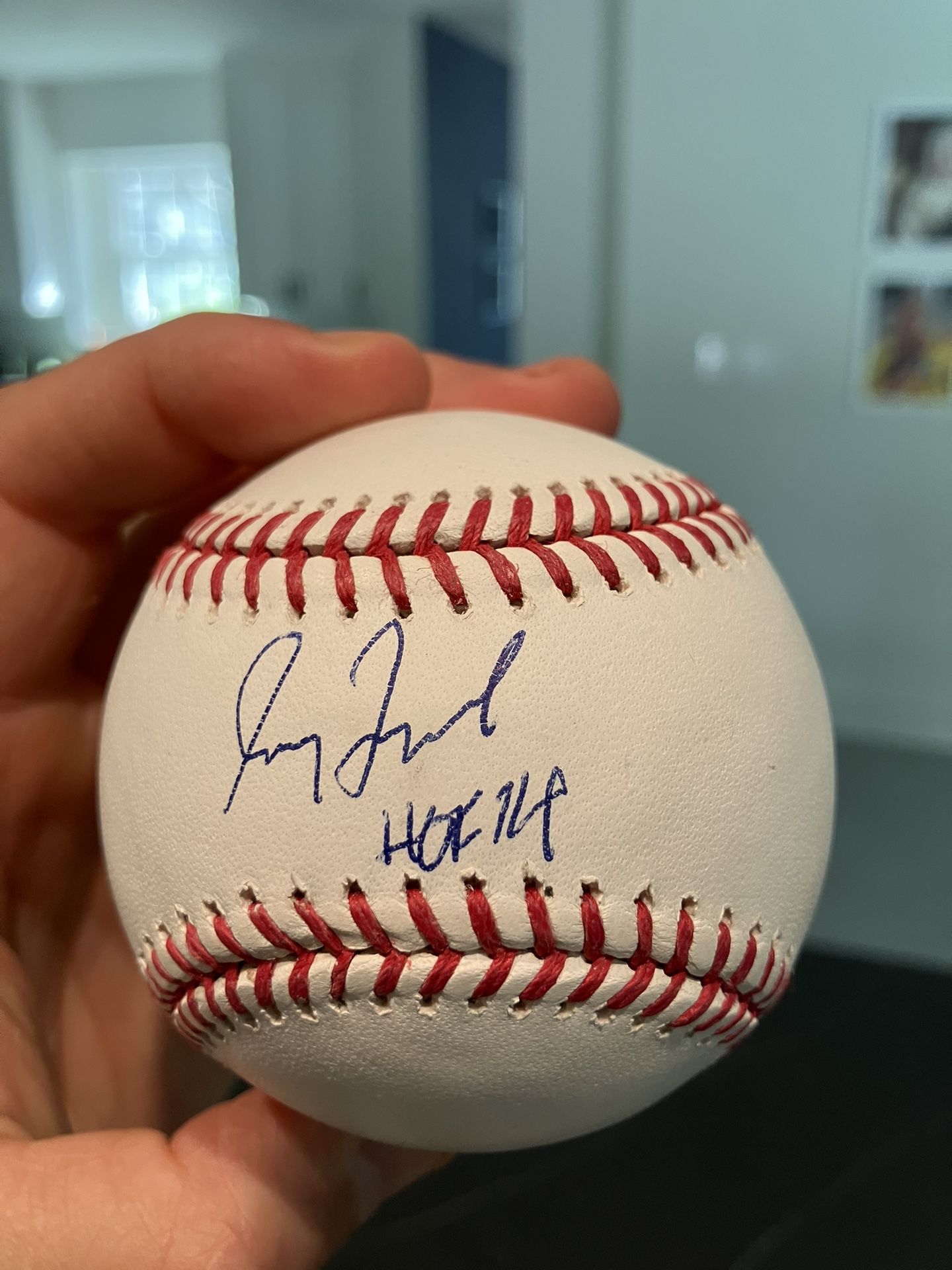 Greg Maddux Beckett Signed Autographed Baseball