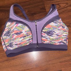 VICTORIA’S SECRET 38C