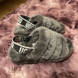 UGGS Fluff Yeah Slide Sandals