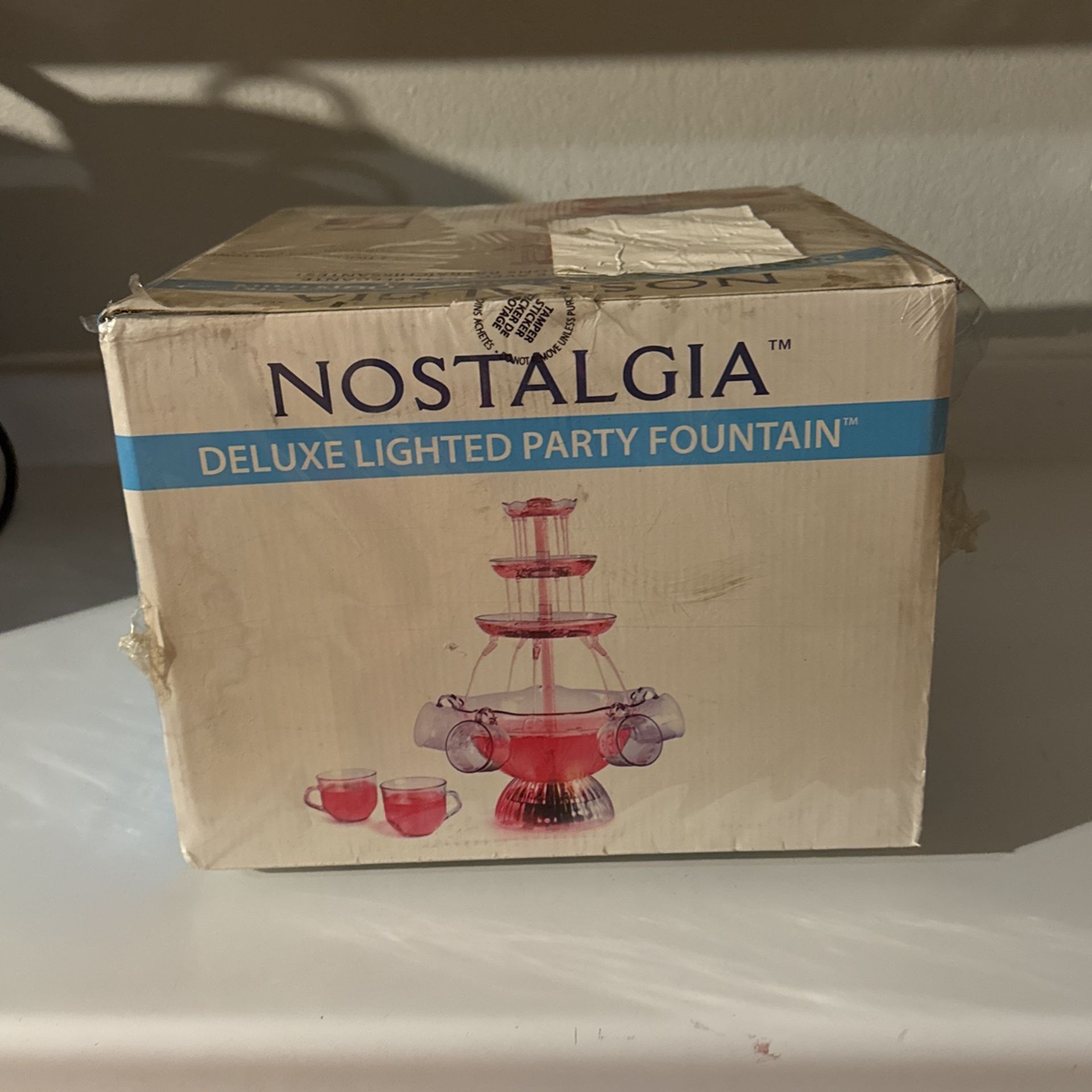 Nostalgia Lighted Party Fountain
