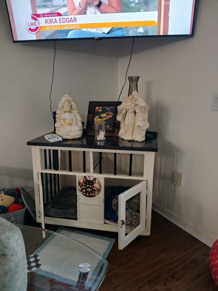 Hand Made Indoor Doggy Or Pet House
