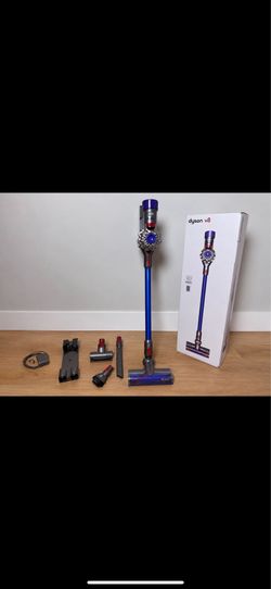 Dyson v8