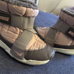 Nike Snow Boots