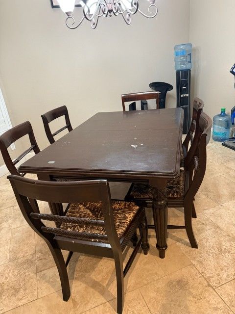 DINING TABLE + CHAIRS