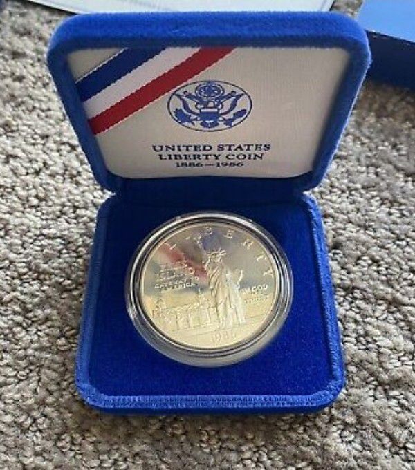 1986-S Statue of Liberty Commemorative Silver Proof Dollar Coin in OGP