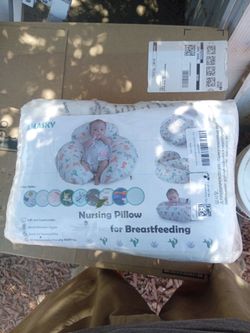 Nursing pillow for breastfeading