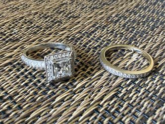 Natural Diamond Engagement Ring and Band