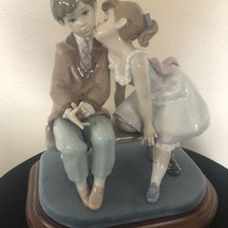 Lladro Figurine, “Ten And Growing”