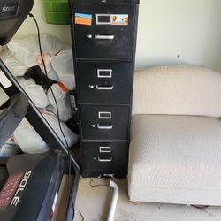 4 Drawer File Cabinet