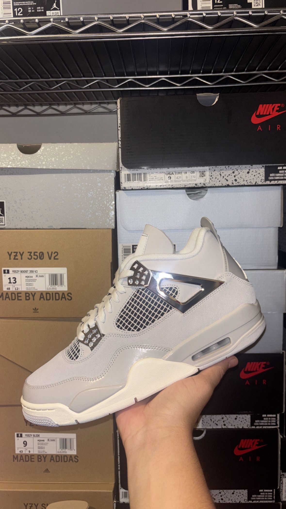 Jordan 4 Retro Frozen Moments