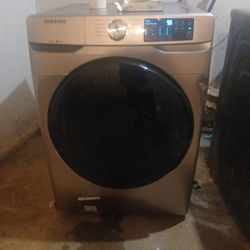 Smart Front Load Washer with Steam and Super Speed Wash 