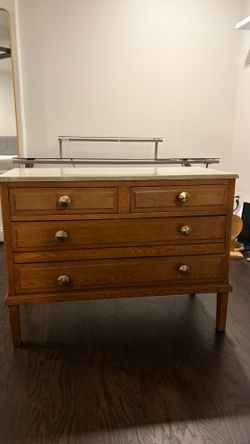 Beautiful mcm vintage Oak dresser with Marble top