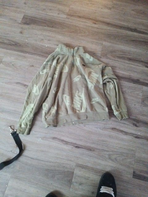 Nike Green Jacket XL dont Mind Shipping If You Are In Aberdeen Or Hoqiuam