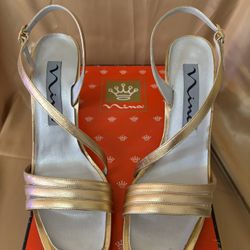 NINA • Gold Strap (Vintage) Size 8M  *SALE*