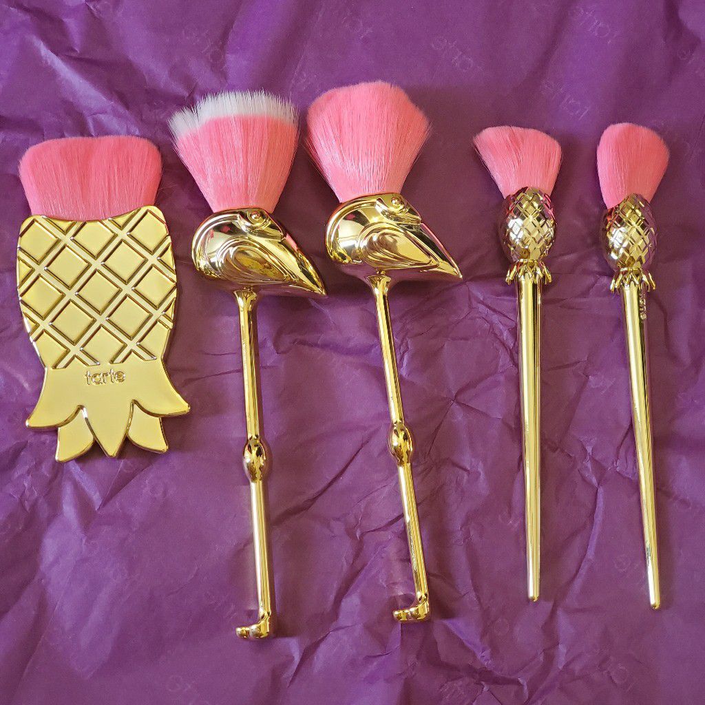 Tarte lets flamingle makeup brush set