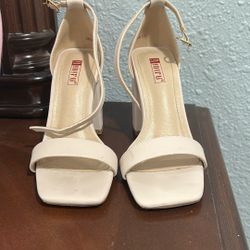 Color Nude Size 5.5 
