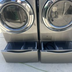 Kenmore Washer & Gas Dryer Set Dark Gray  Like New  For Sale: Samsung Washer and Dryer Set Red Metallic  Large capacity Gas