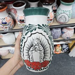 Virgencita Flower Vase 💚🌹 NOW $35‼️