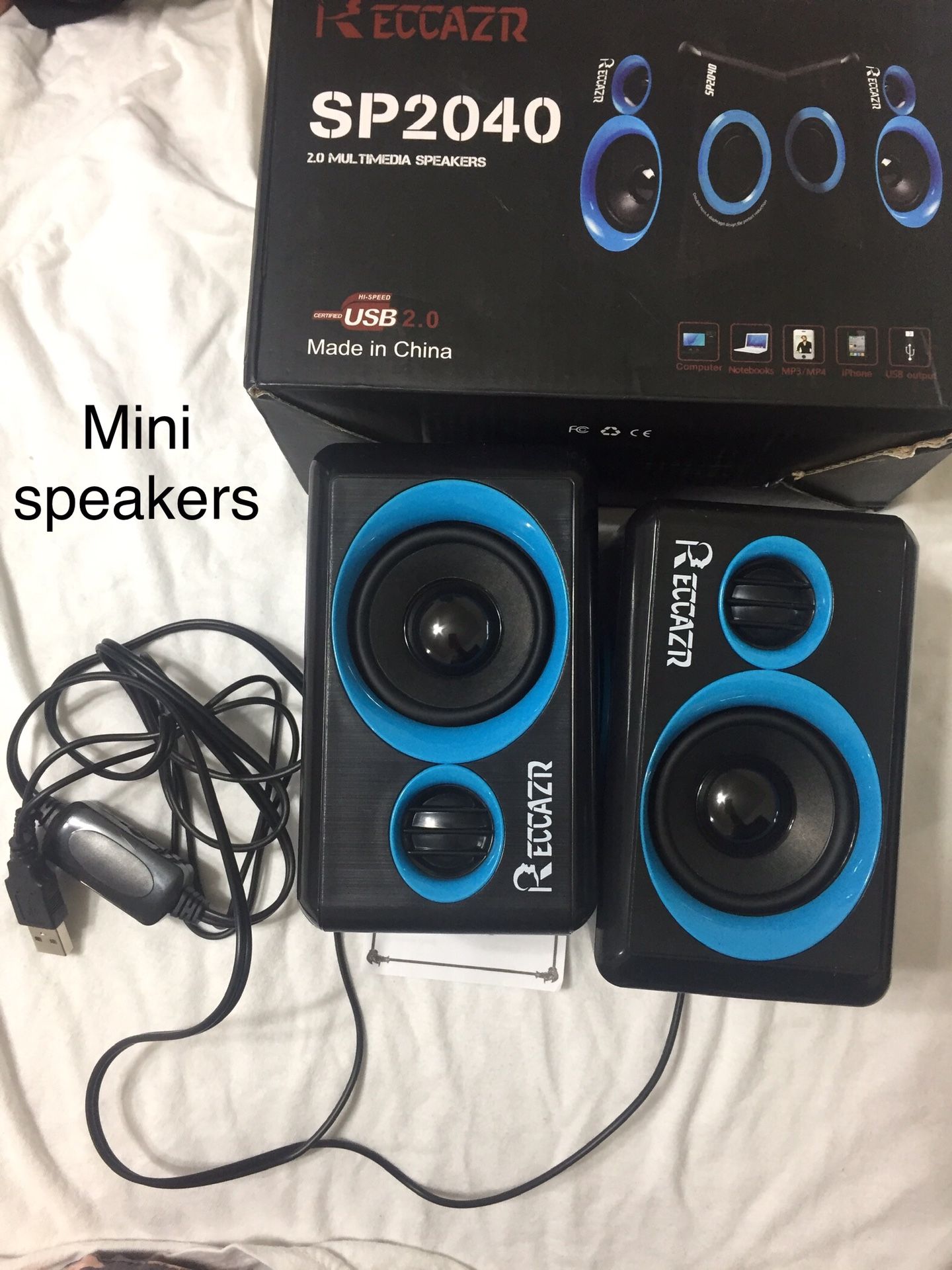 Mini speaker set