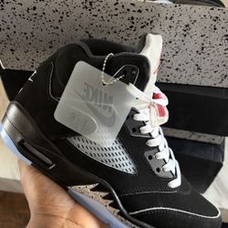 Jordan 5 Black Metallic Reimagined