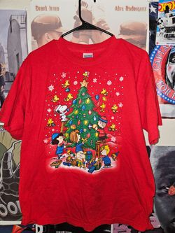 Peanuts Y2K Christmas Gildan Tee