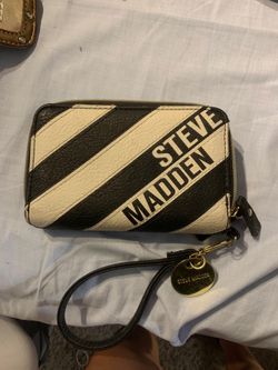 Steve Madden wallet