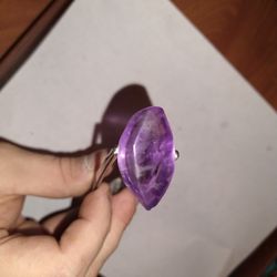 gem grade amethyst (60 carat)