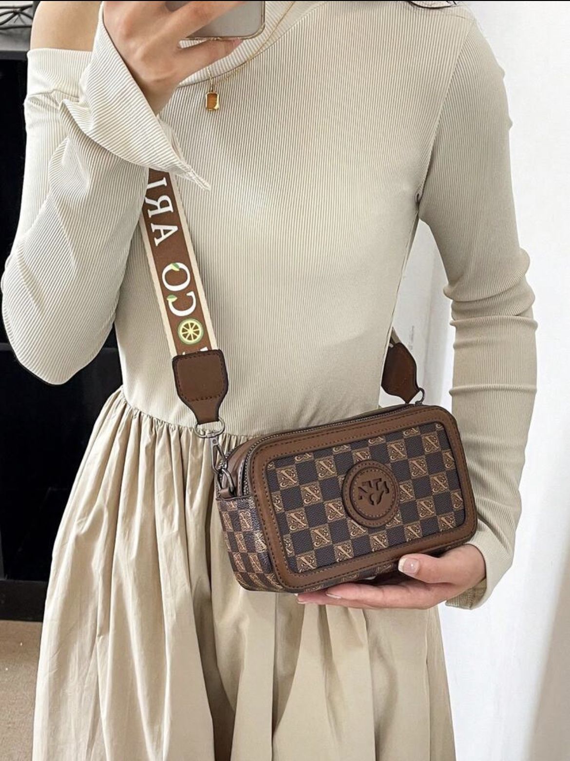 2024 New Fashion Women's Small Square Crossbody Bag, Vintage Camera Style, Versatile Casual Shoulder Bag