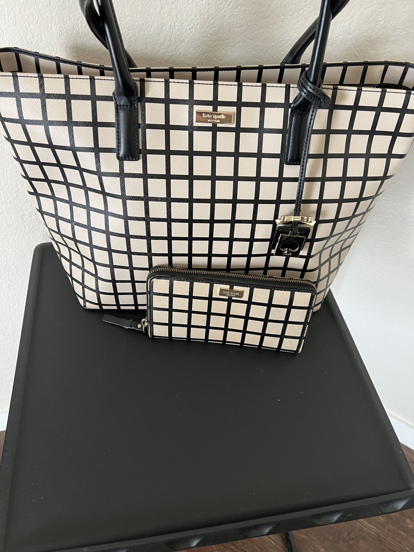 Kate spade Tote and Matching Wallet