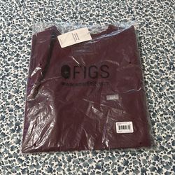 Small Burgendy Top Figs