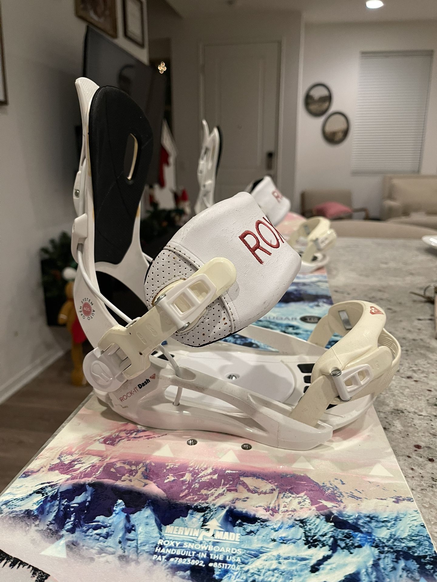 Snowboard bindings